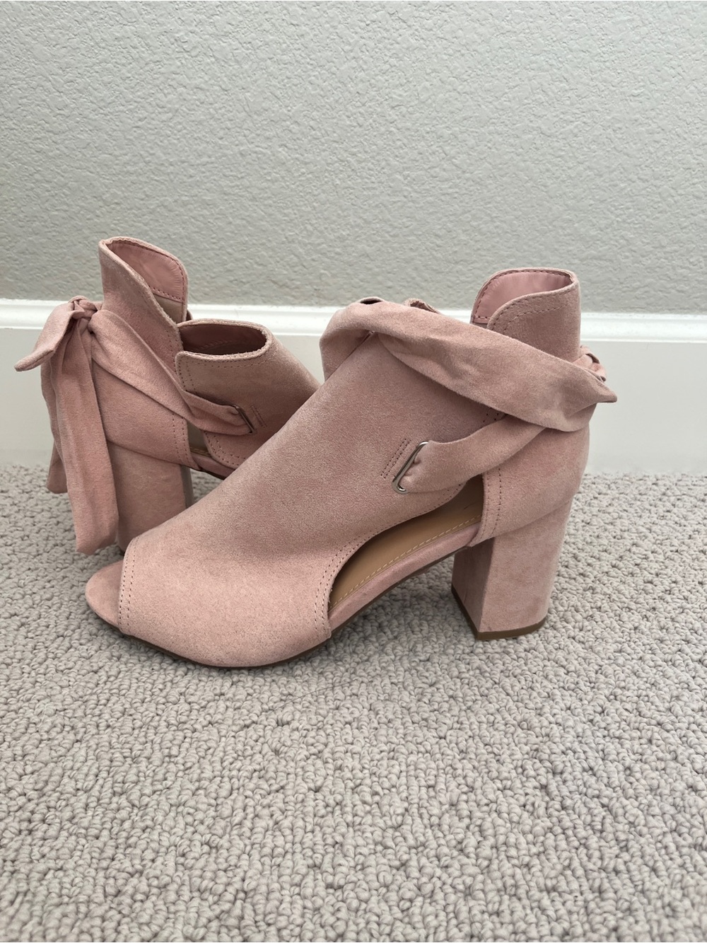 Shoe Dazzle Blush Pink Suede Open-Toe Block Heel Ankle Boots - Picture 4 of 9